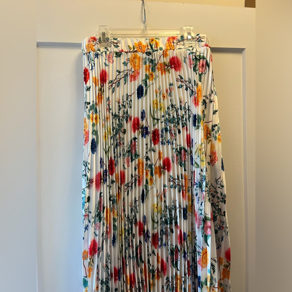 SHEIN colorful floral pleated midi skirt